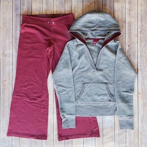 SO Real, SO right Girl Hoodie and Sweatpant Set Size  S/M